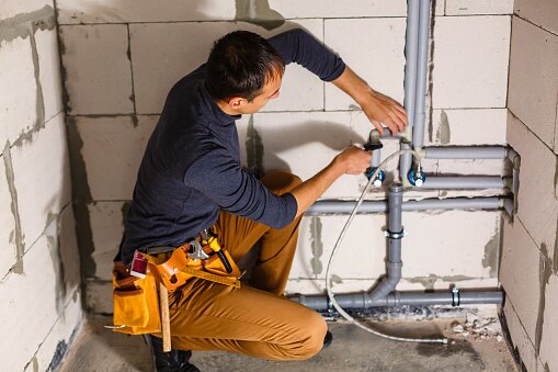 Signs You Need To Hire Emergency Full Plumbing Services In Alexandria VA